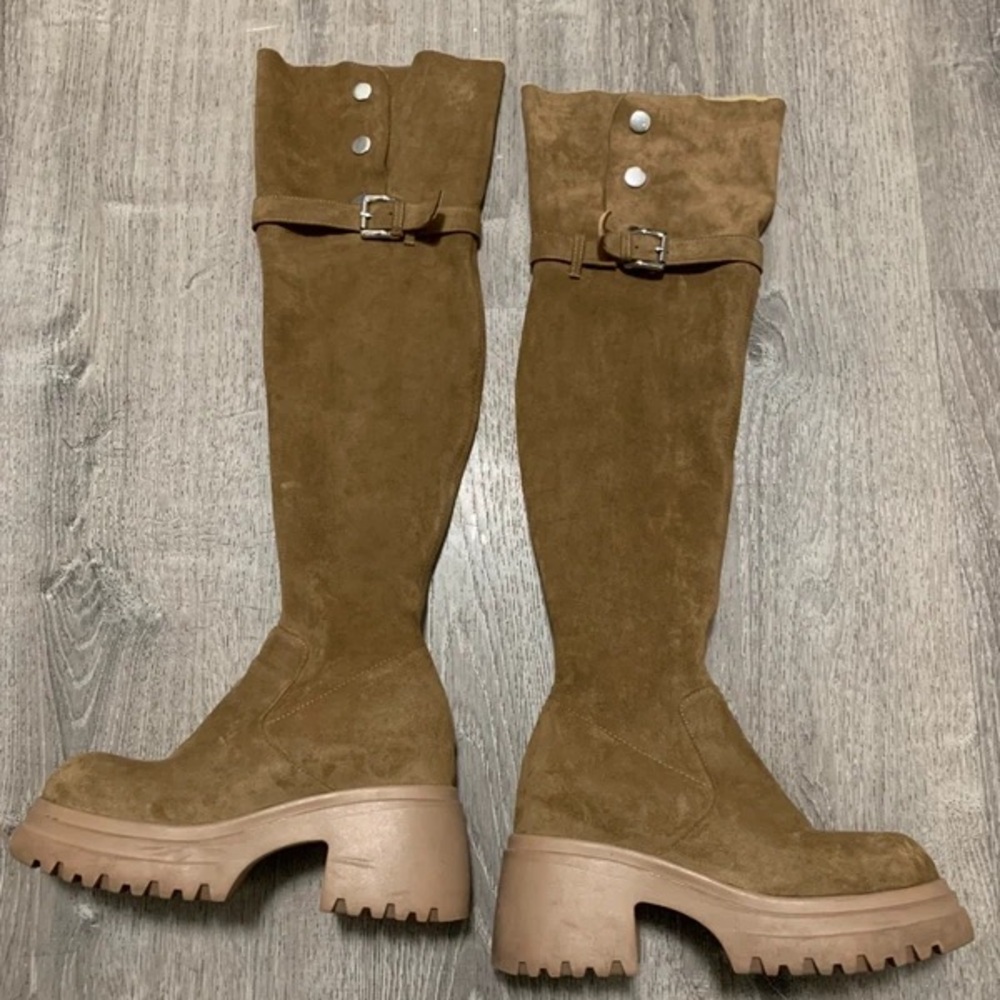 Elegant Brown Over the Knee Heeled Boots